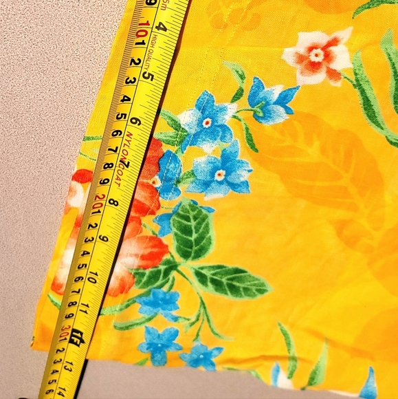 Ralph Lauren Petite Floral Hawaiian Tropical Linen Shorts - Picture 13 of 15